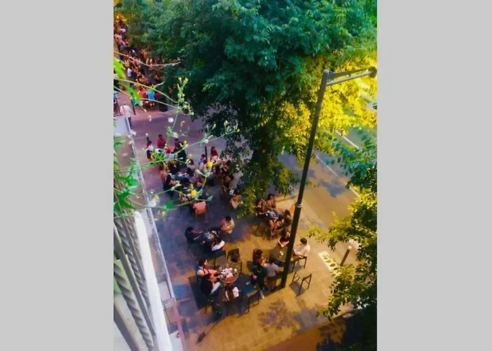 Διαμέρισμα T4 Spacieux Dans Quartier Anime De Ideal Pour Visa Pour L'image *