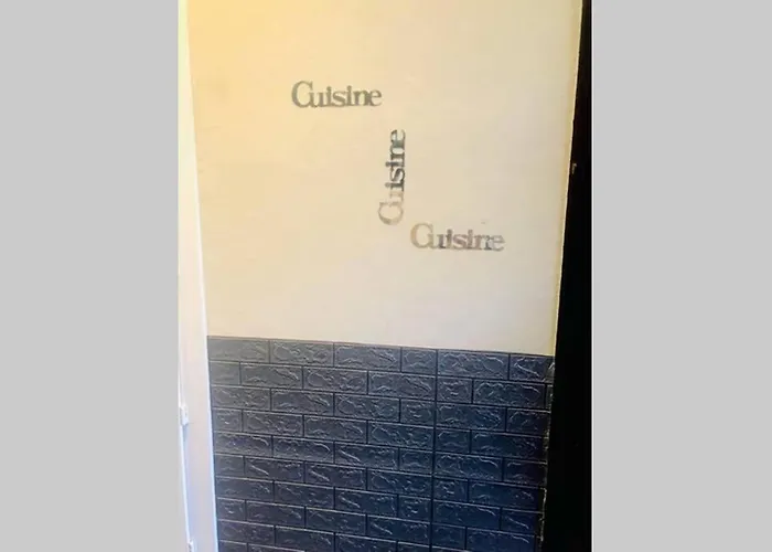 Διαμέρισμα T4 Spacieux Dans Quartier Anime De Ideal Pour Visa Pour L'image Περπινιάν